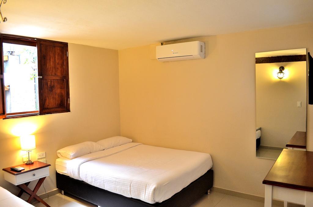Hotel Casa La Fleur Μεντεγίν Εξωτερικό φωτογραφία