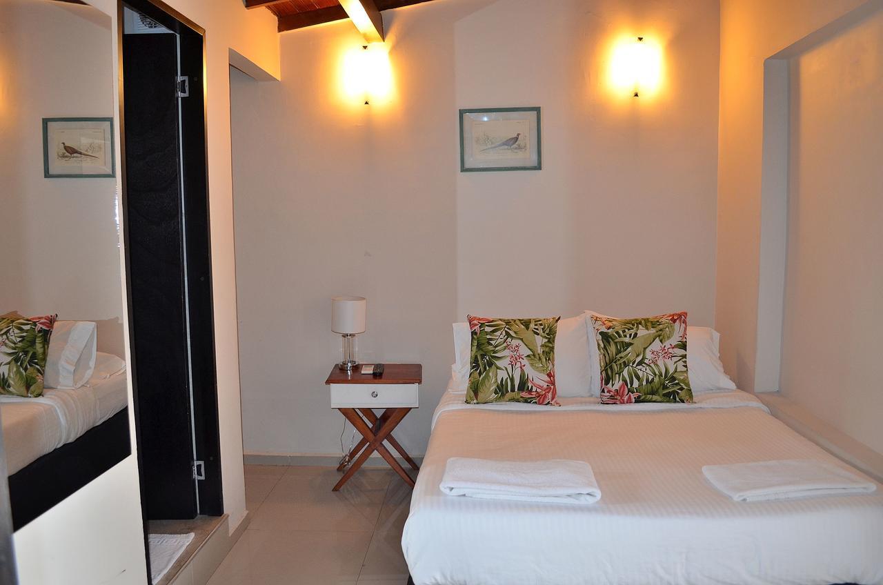 Hotel Casa La Fleur Μεντεγίν Εξωτερικό φωτογραφία