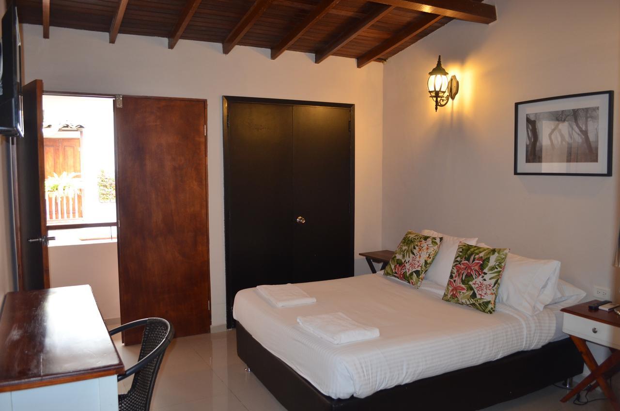 Hotel Casa La Fleur Μεντεγίν Εξωτερικό φωτογραφία