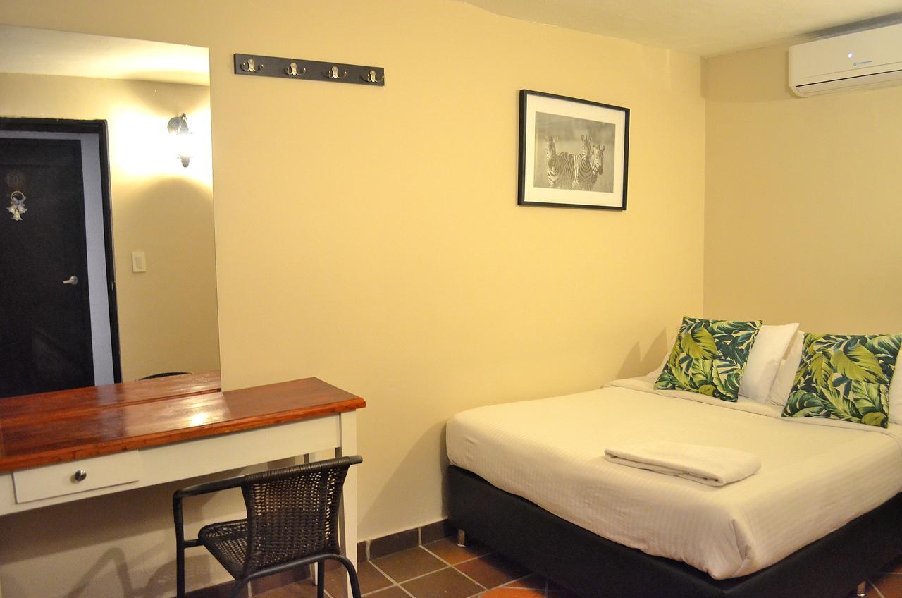 Hotel Casa La Fleur Μεντεγίν Εξωτερικό φωτογραφία