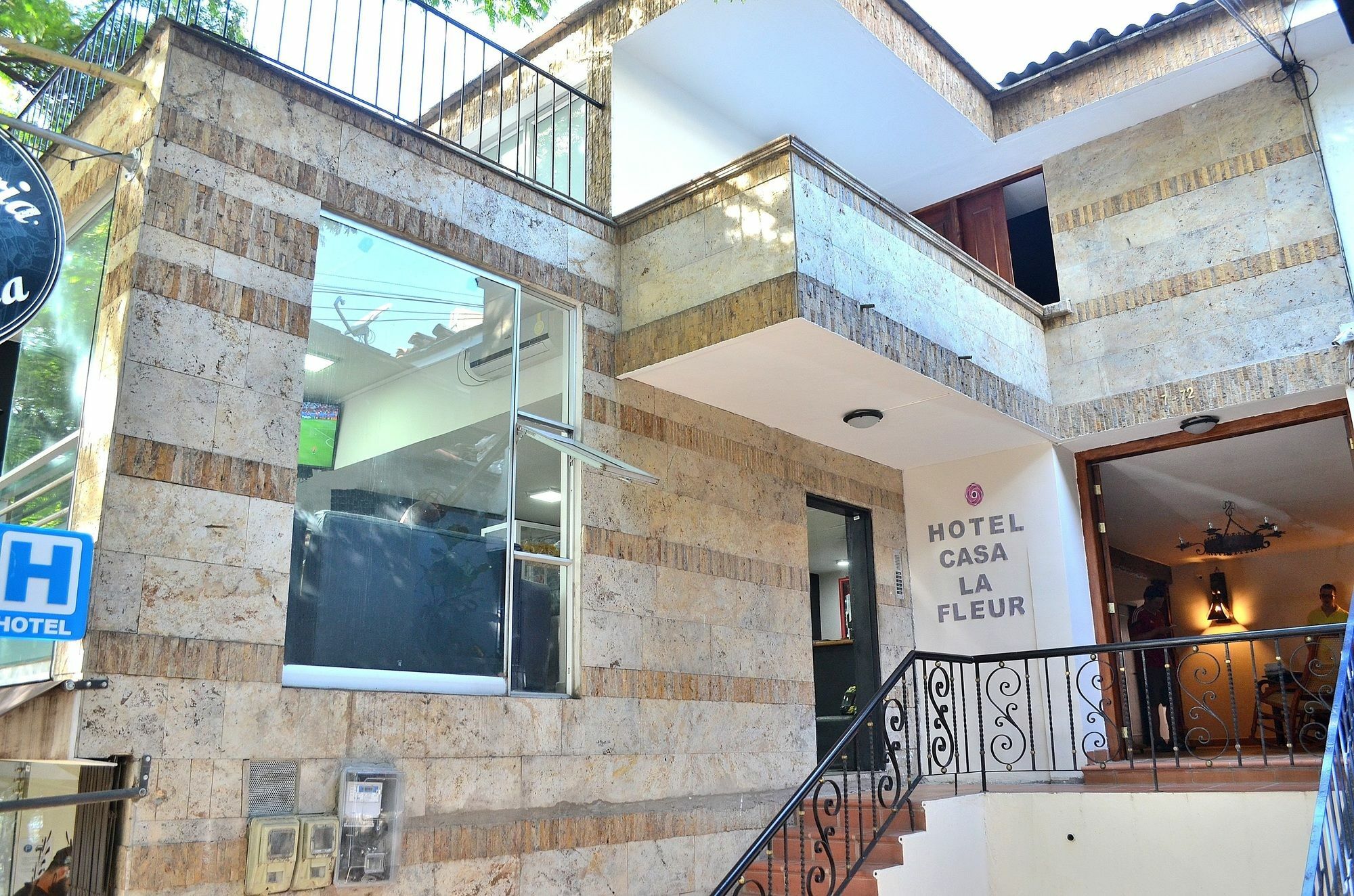 Hotel Casa La Fleur Μεντεγίν Εξωτερικό φωτογραφία
