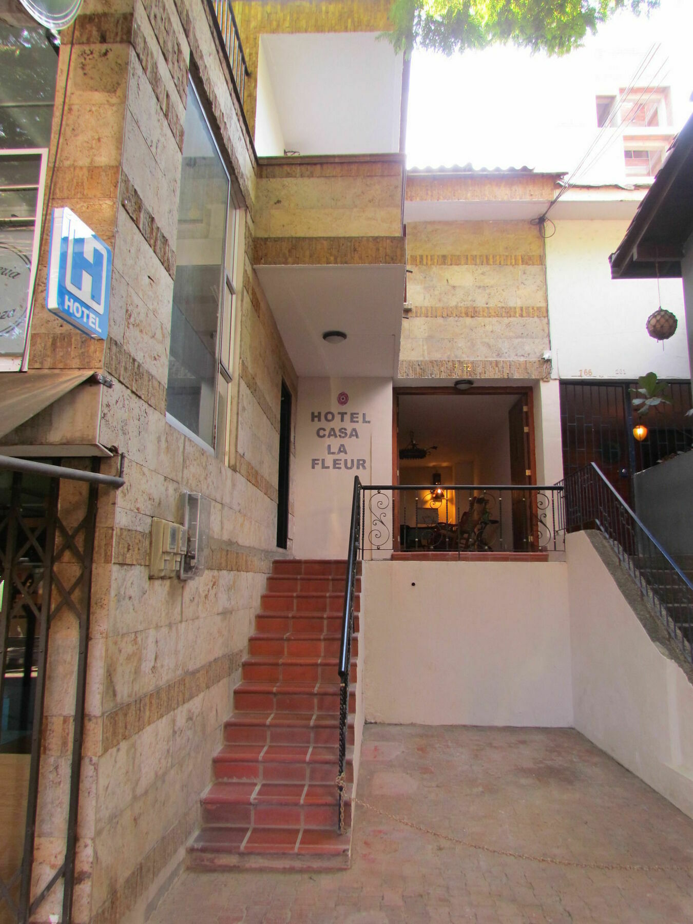 Hotel Casa La Fleur Μεντεγίν Εξωτερικό φωτογραφία